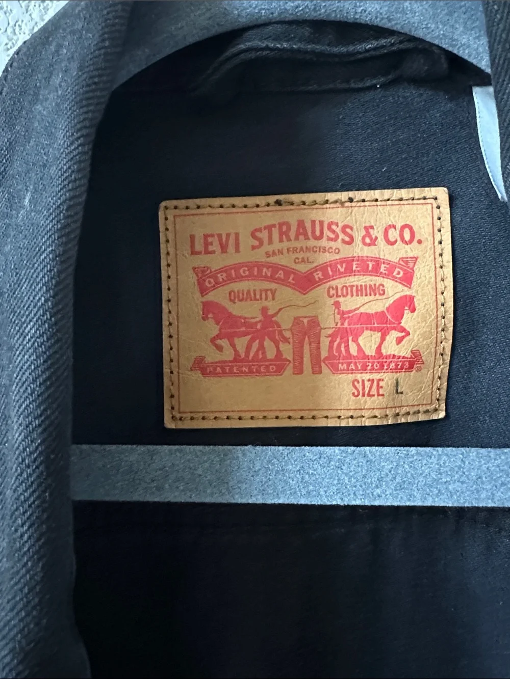 RELAXED TRUCKER JACKET